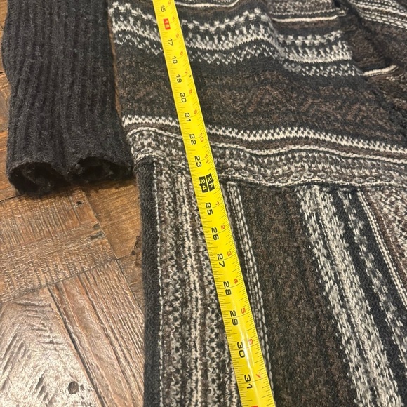 Free People Long Fringe Chunky
Cardigan Wool Blend Size XS - Picture 6 of 14